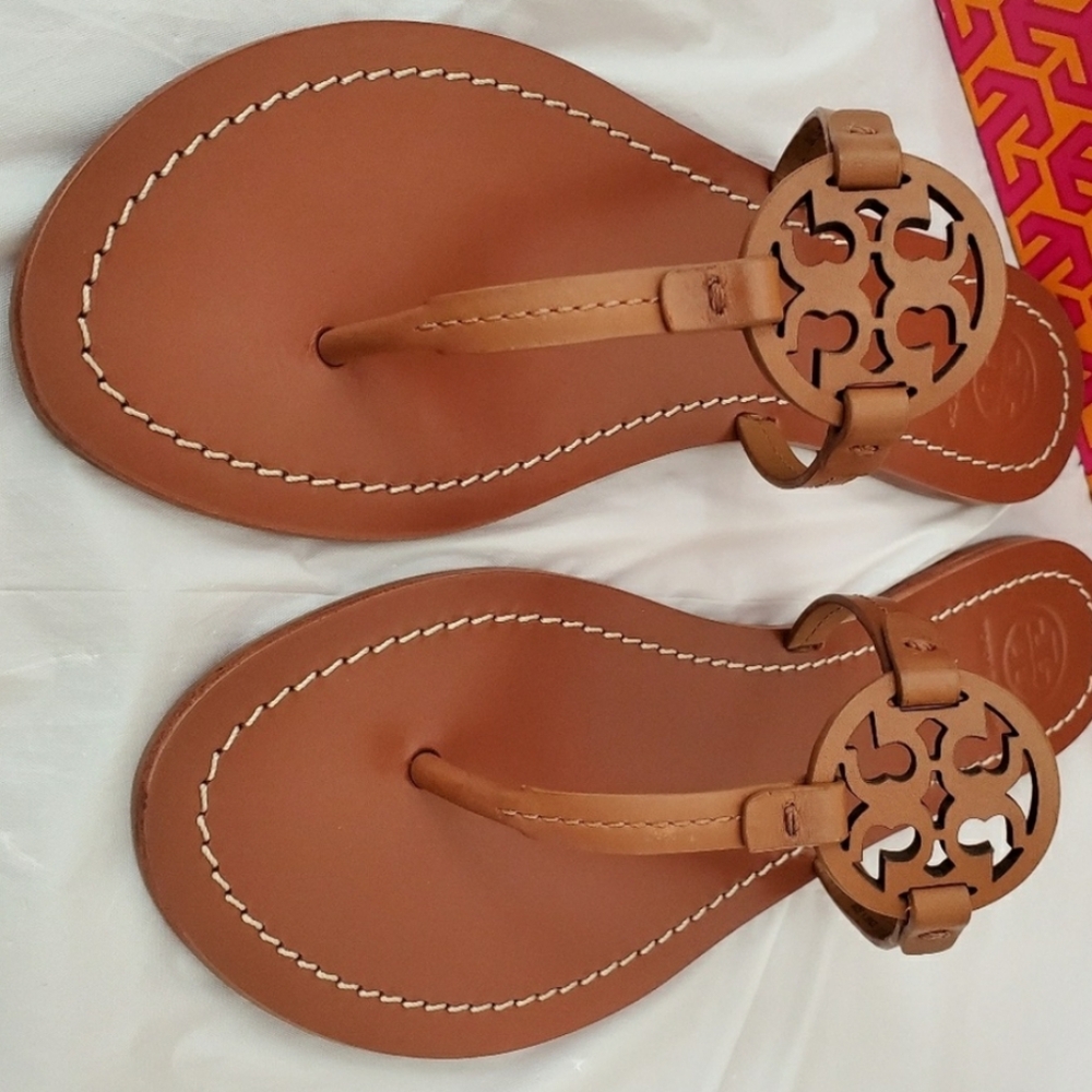Tory burch gabriel sandal. Like New. Brown Tan, size 8.